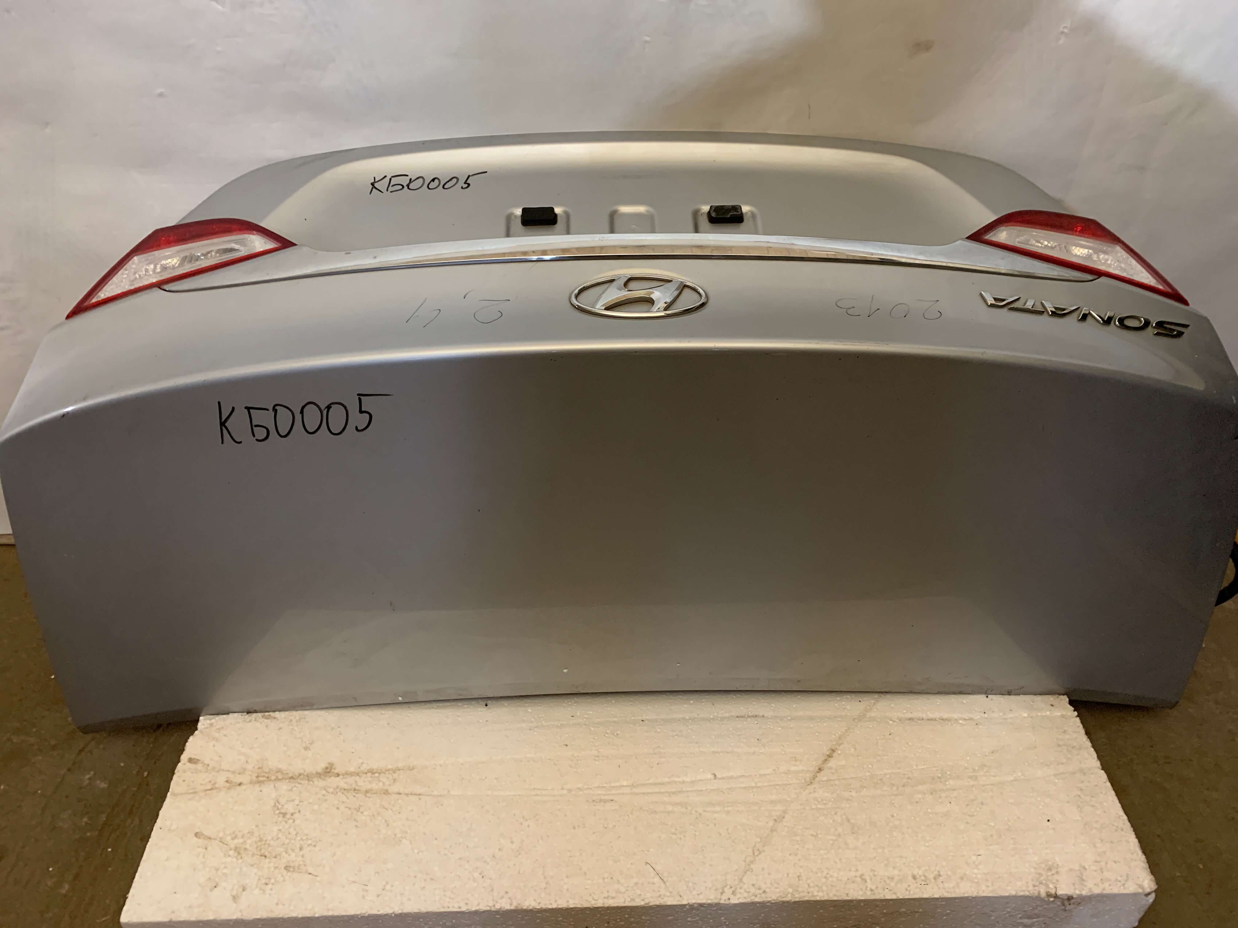 Кришка багажника Hyundai Sonata