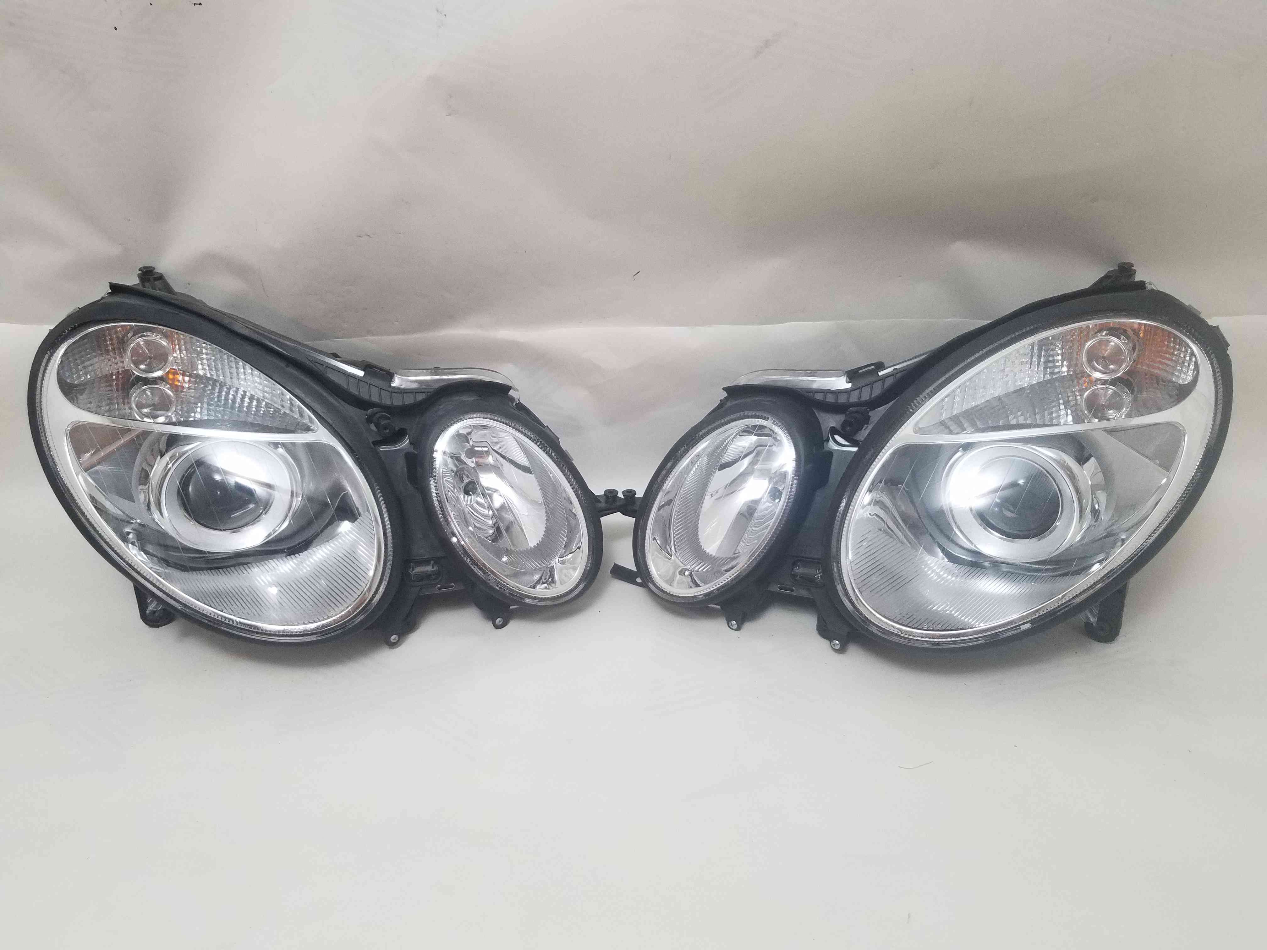 Фара передня права ліва Mercedes E-Class W211 2009 2008 2007 2006 2005 2004 2003 2002 ‎BZ069-B001R  ‎BZ069-B001L 114-59076R 114-59076L  2118200461  ‎MB2503108