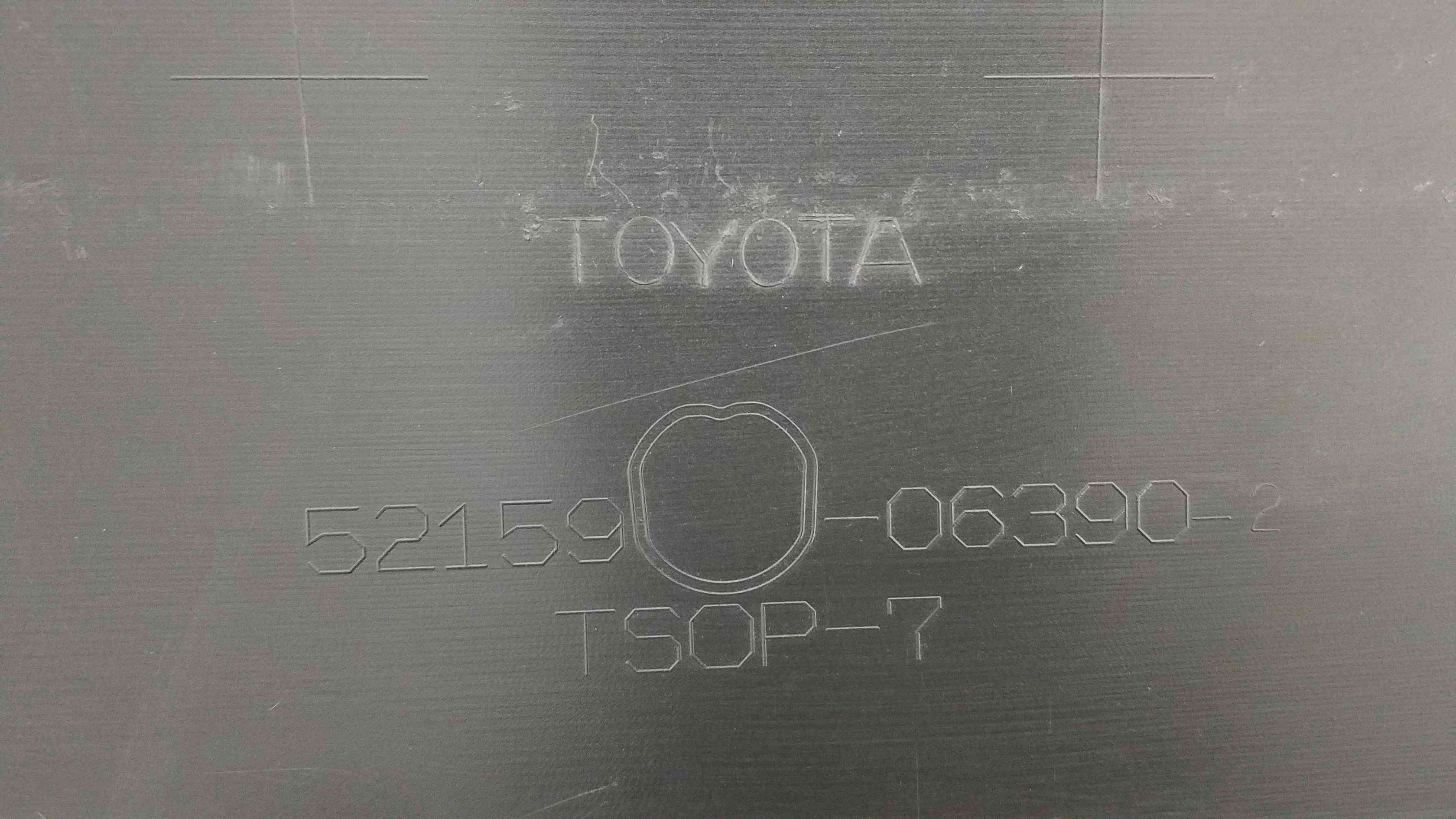 Бампер задній  Toyota Camry 2017 2016 2015 2014 52159-06390