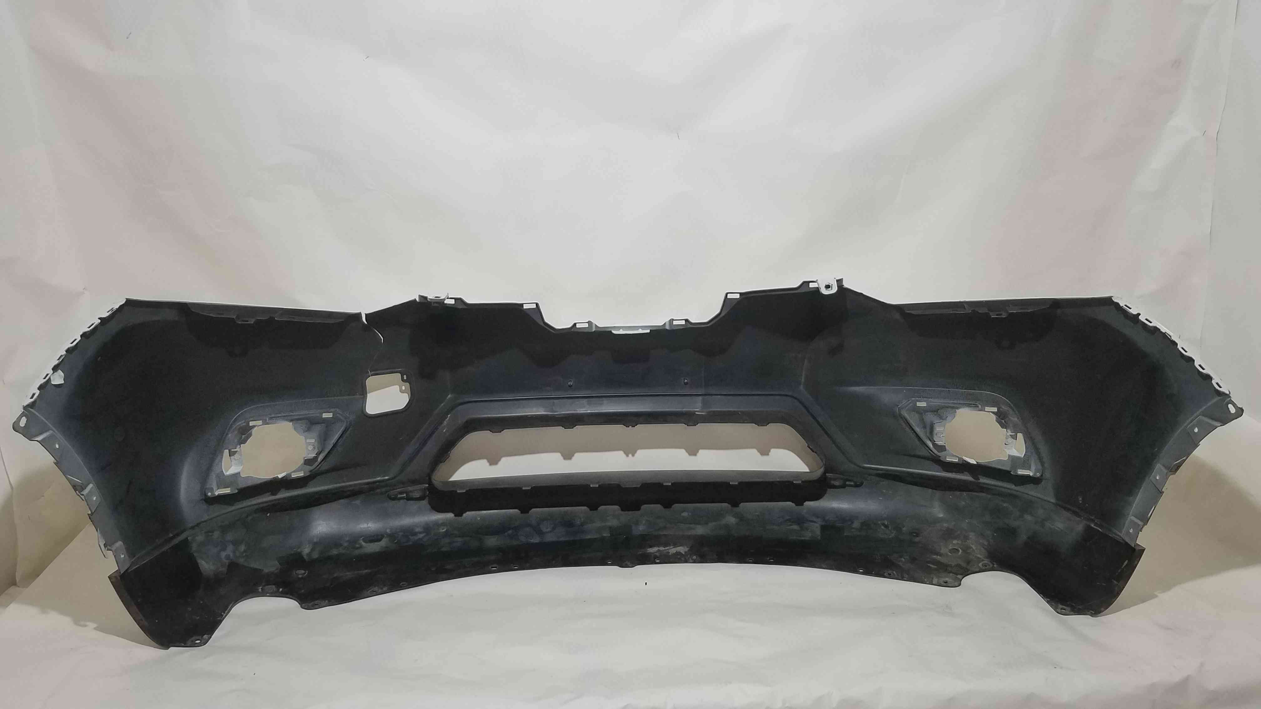 Бампер передній Nissan Rogue 2016 2015 2014 620225HA0A  62022-4BA0H