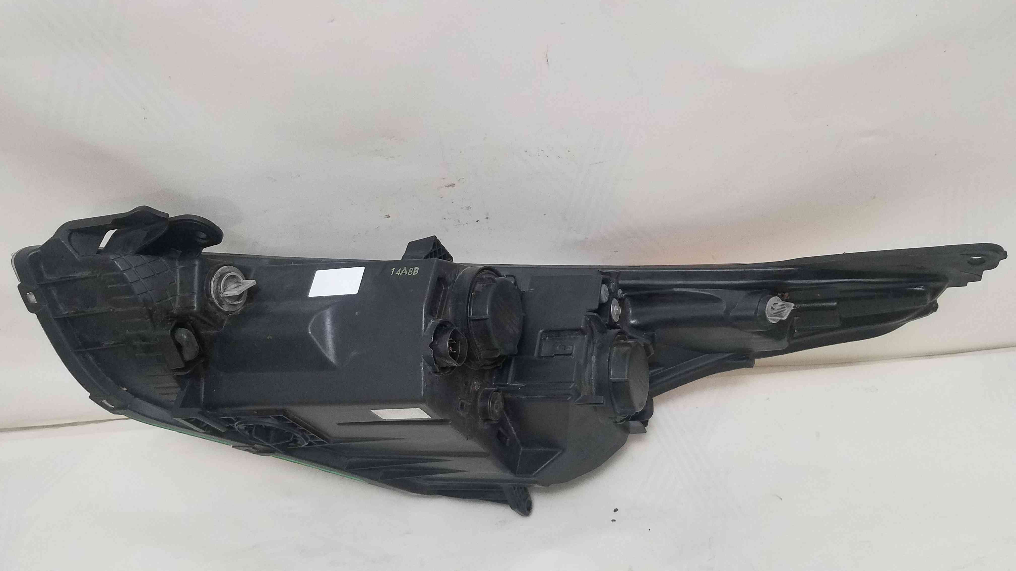 Фара передня права  Hyundai Veloster 2017 2016 2015 2014 2013 2012 92102-2V000 92102-2V030 92102-2V140