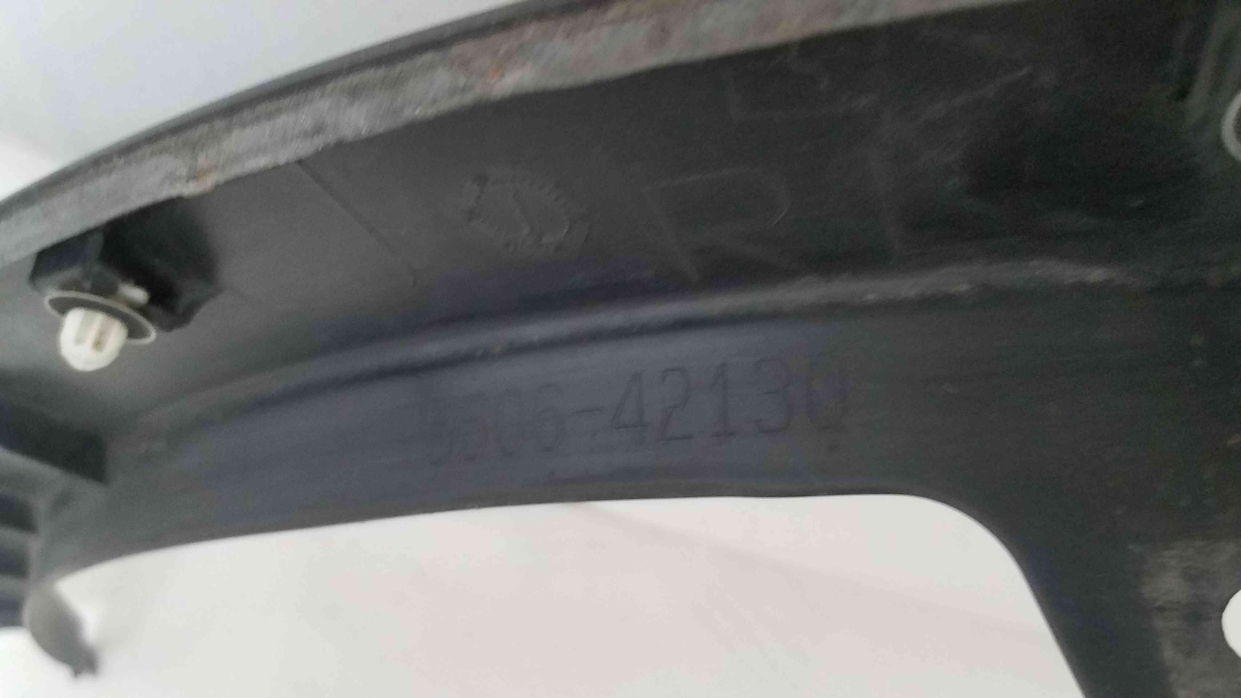 Накладка крила ліва задня Toyota Rav 4 2018 2017 2016 2015 75606-42130 75606-0R060