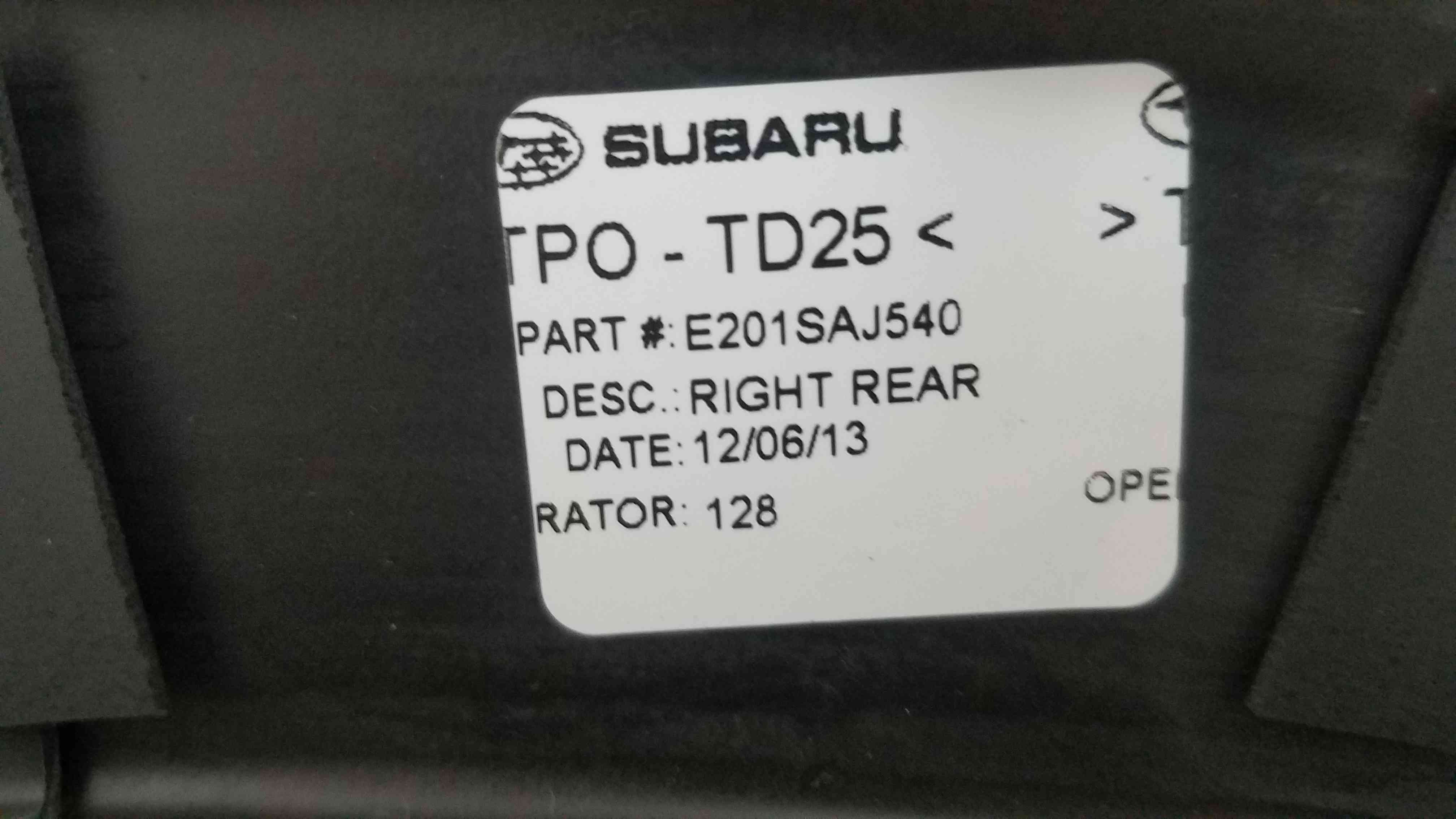 Накладка крила права задня Subaru Outback 2014 2013 2012 2011 2010 E201SAJ540